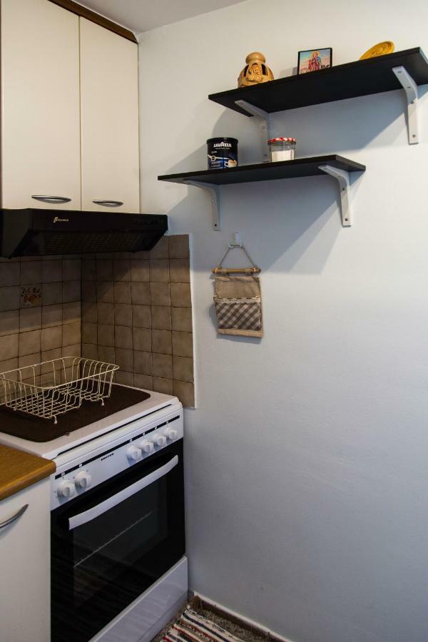 'Romeo & Juliet' Cozy Apartment With Breathtaking View Атина Екстериор снимка