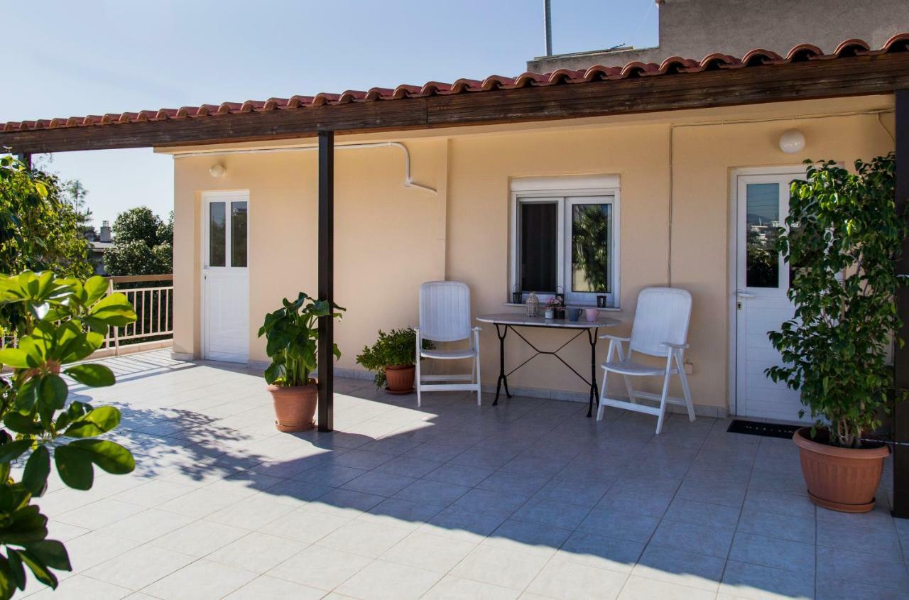 'Romeo & Juliet' Cozy Apartment With Breathtaking View Атина Екстериор снимка